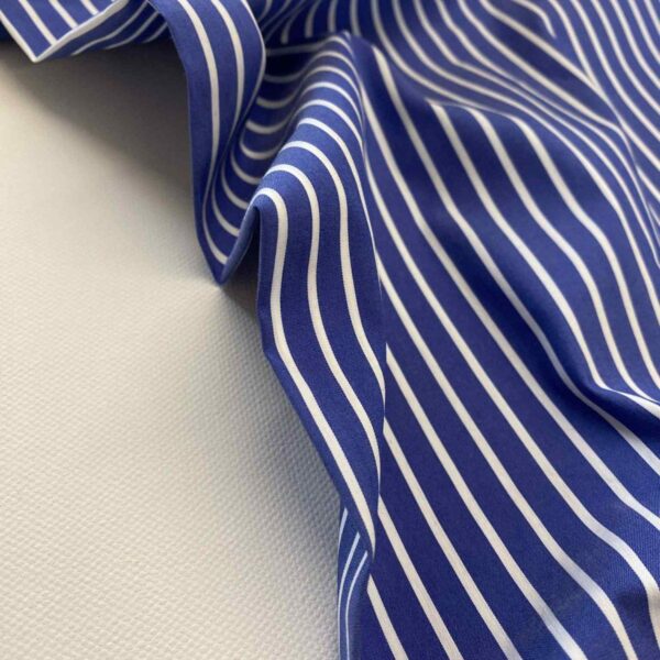 Popeline - Hemdenstof - Blauw/wit